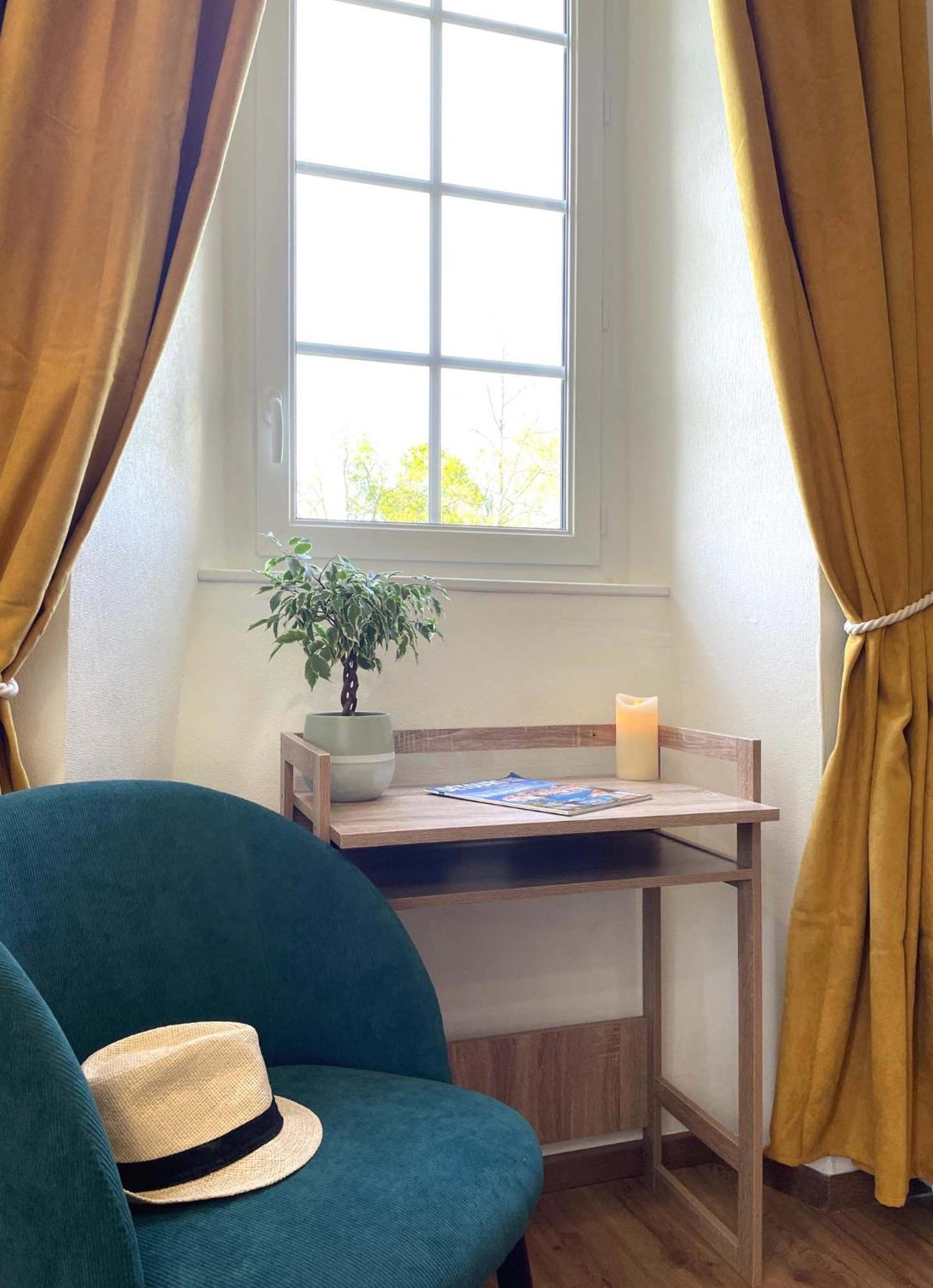 Domaine De L'Eau Partie Bed & Breakfast Carentan Room photo